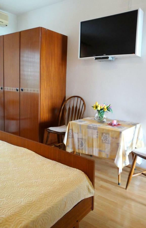 Apartments Iva Crikvenica Habitación foto